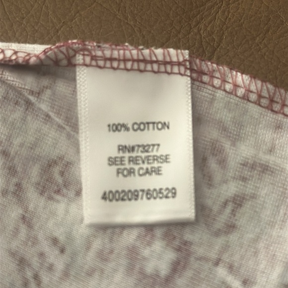 Classic v neck tee shirt (BRAND NEW) - Picture 6 of 6